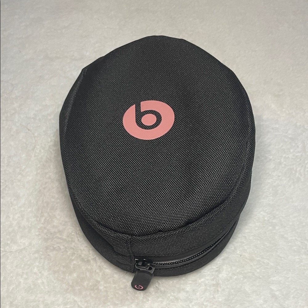 Beats by Dre Black and Pink Carrying Case